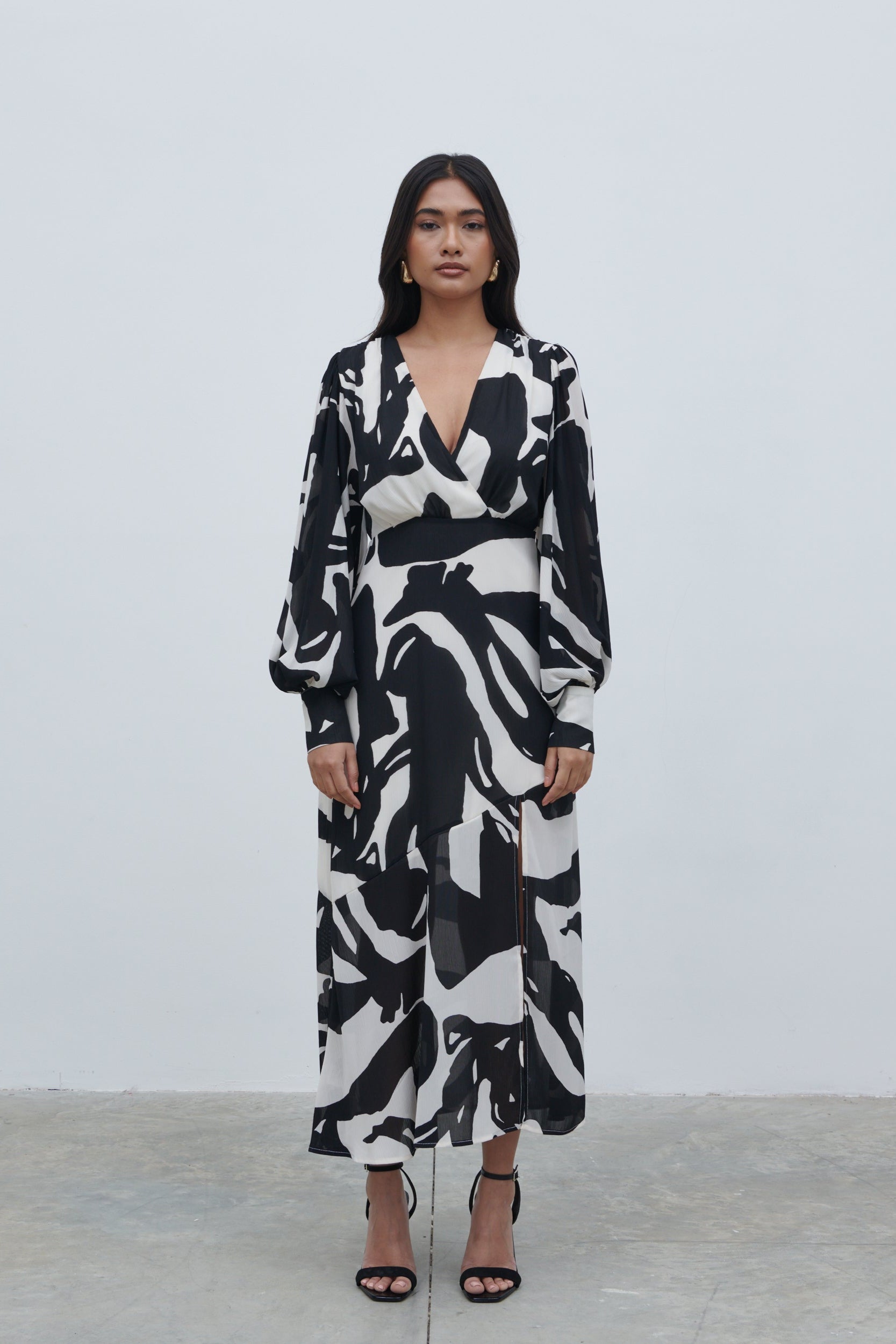 Lilianna Balloon Sleeve Printed Dress - Monochrome Abstract