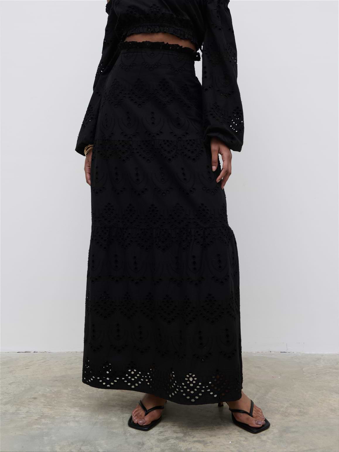 Lilla Broderie Maxi Skirt - Black