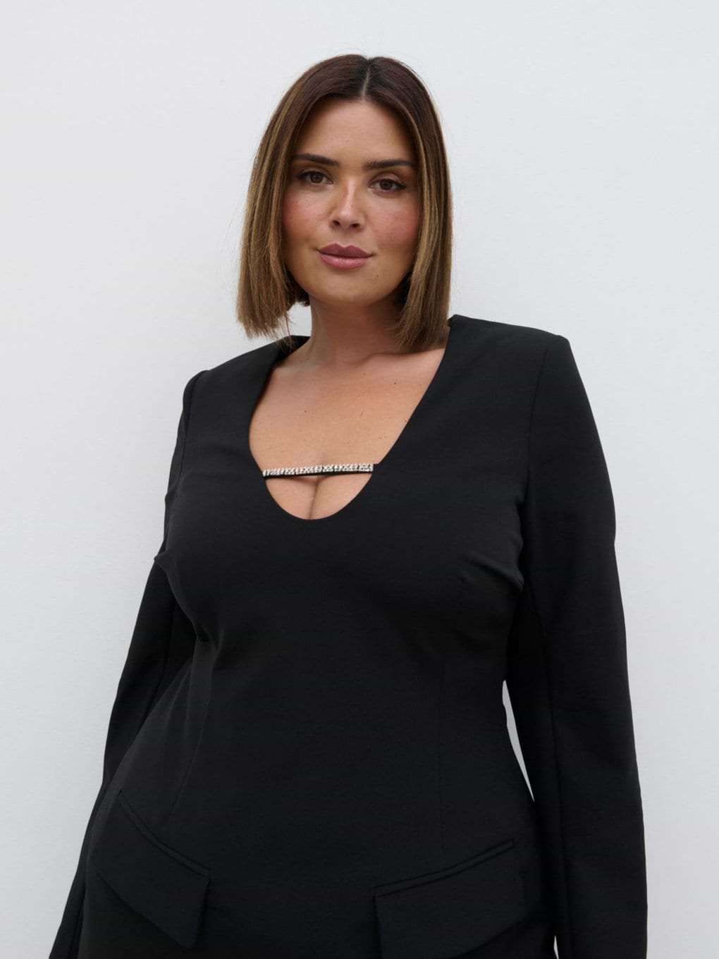 Lou Embellished Trim Mini Dress Curve - Black