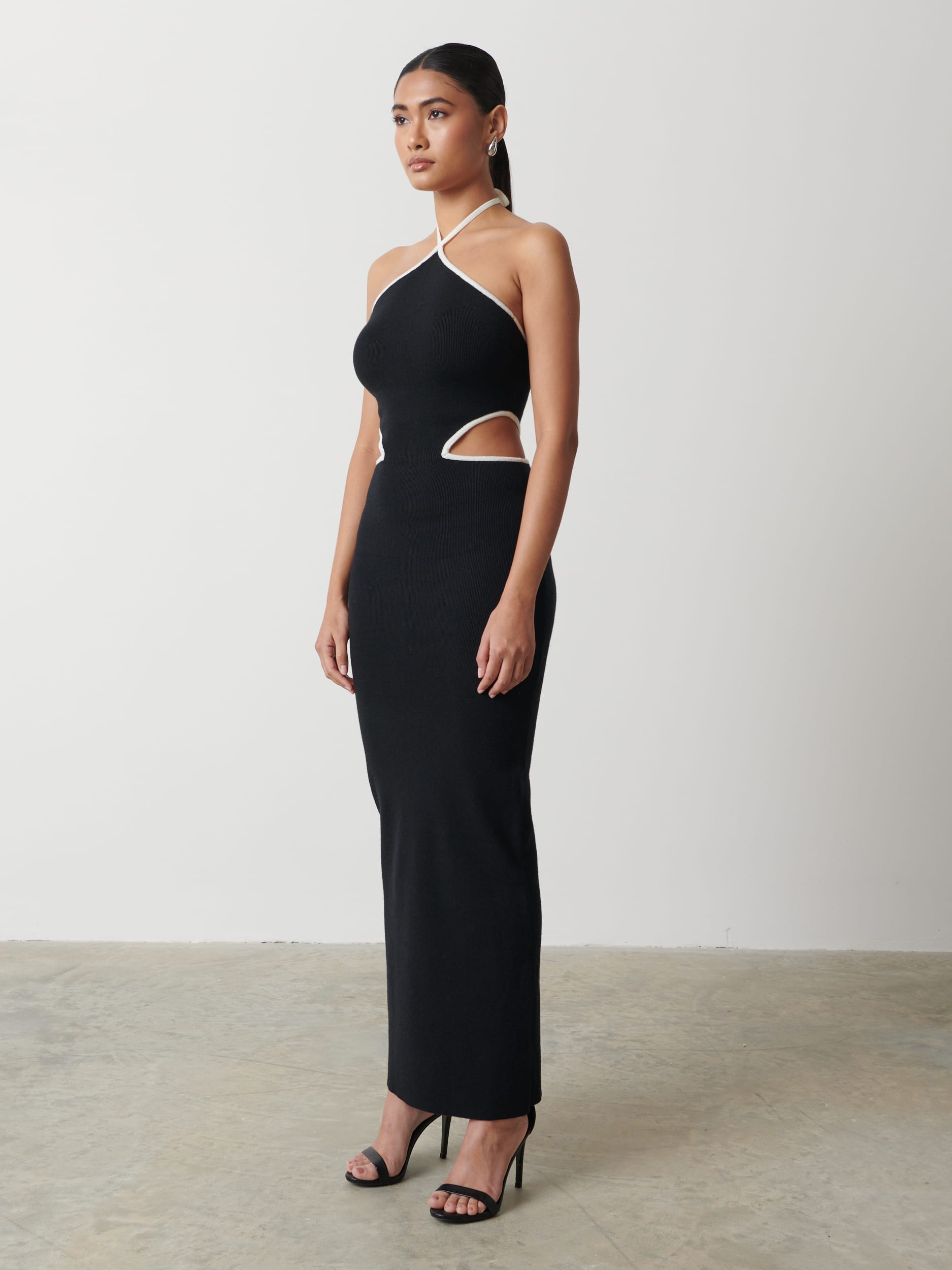 Marla Contrast Trim Maxi Dress - Black
