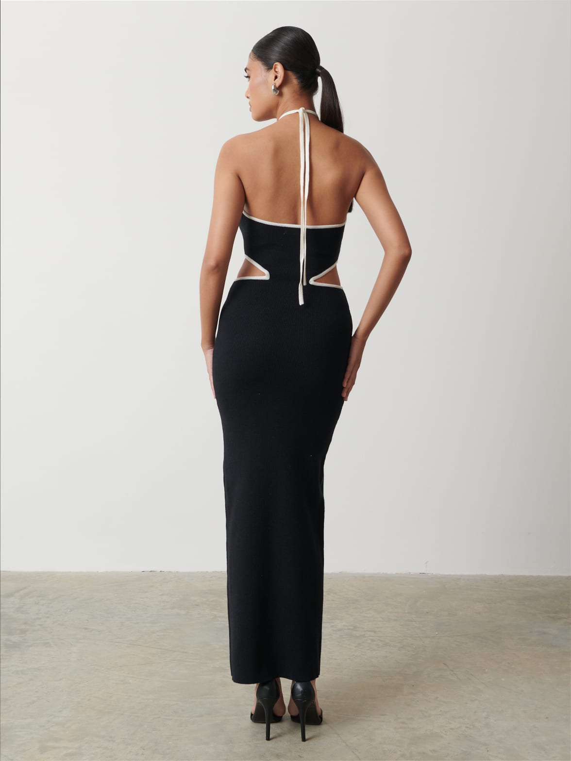 Marla Contrast Trim Maxi Dress - Black