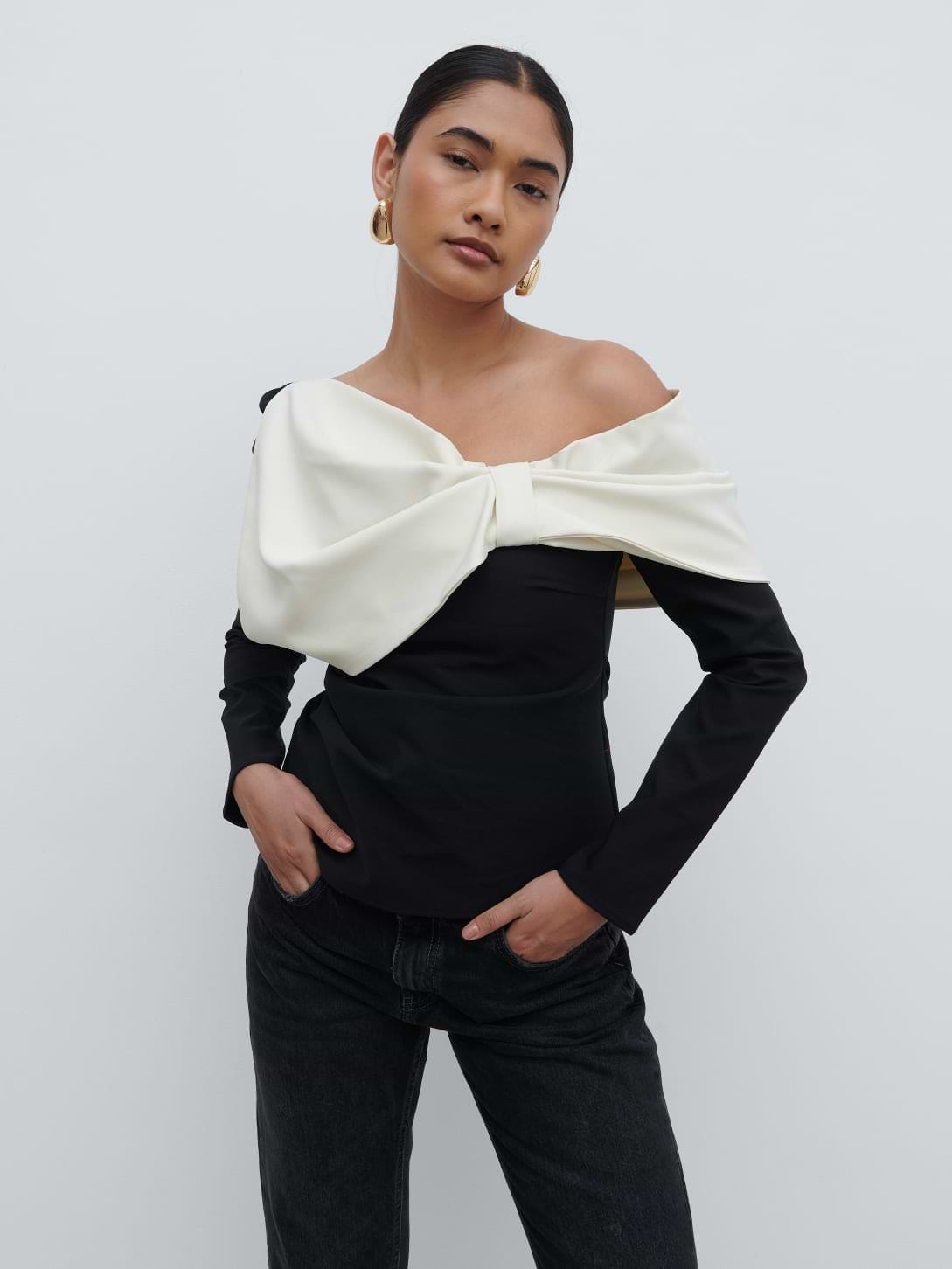 Naomi Exaggerated Bow Top - Black and Cream