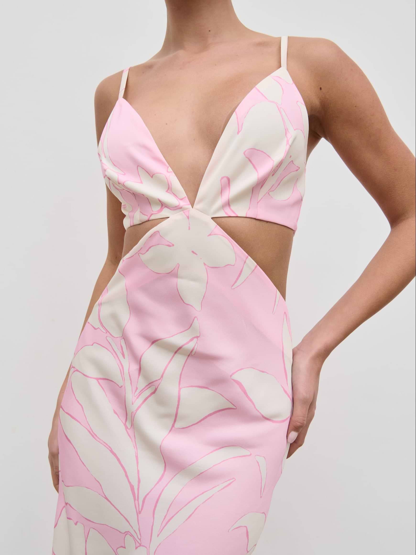 Nellie Cut Out Maxi Dress - Peony Floral