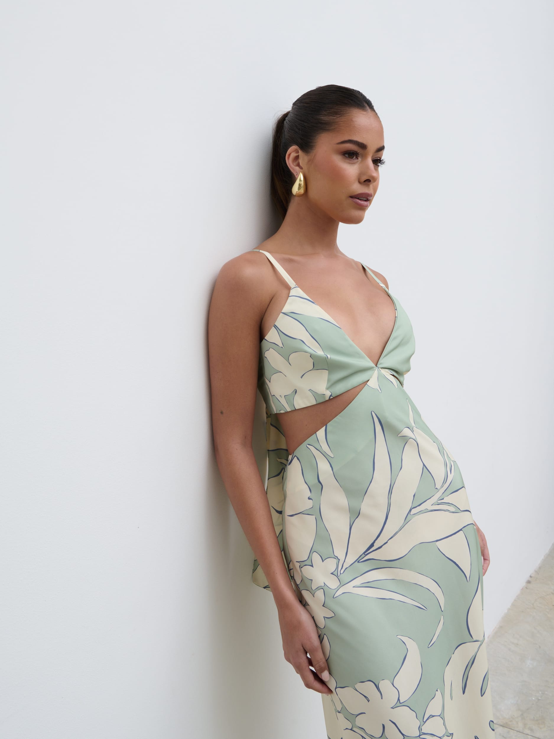 Nellie Cut Out Maxi Dress - Seaspray Floral