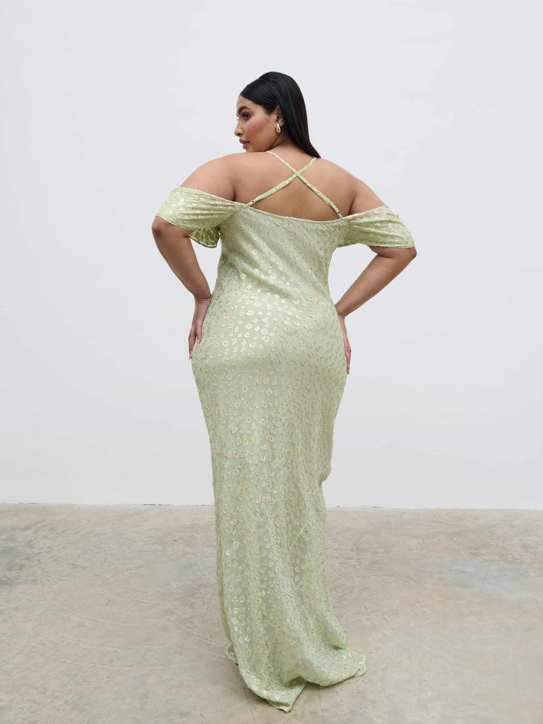 Nia Cold Shoulder Maxi Dress Curve - Pistachio Metallic