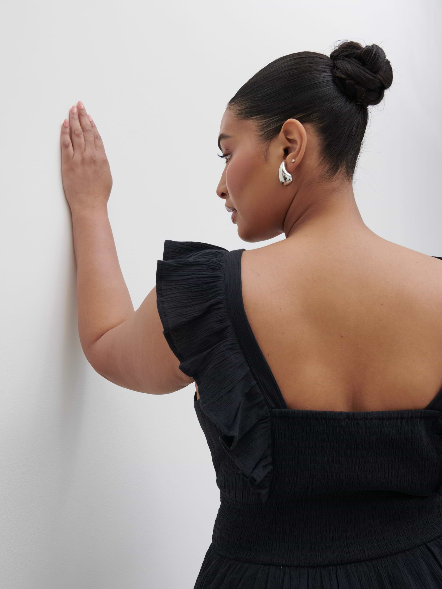 Opal Ruffle Midaxi Dress Curve - Black