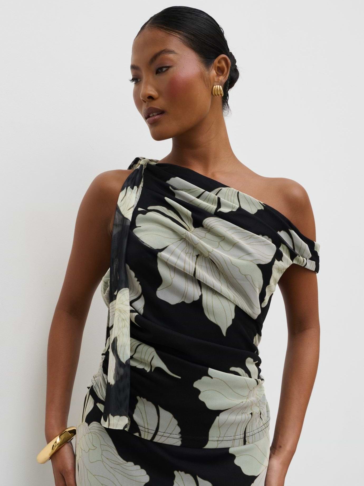 Shea Off Shoulder Jersey Tie Top - Monochrome Floral