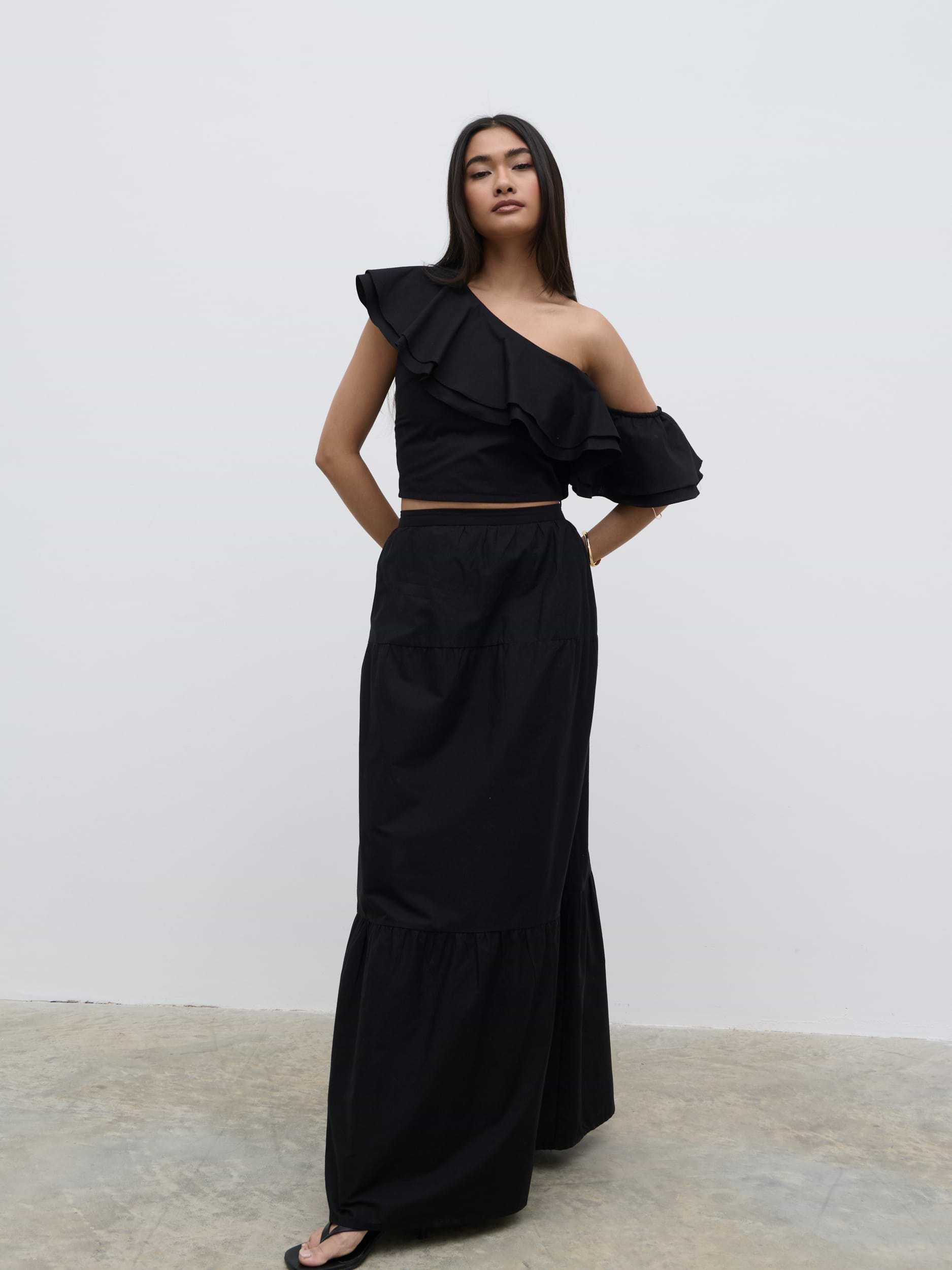 Sol Ruffle Maxi Skirt - Black