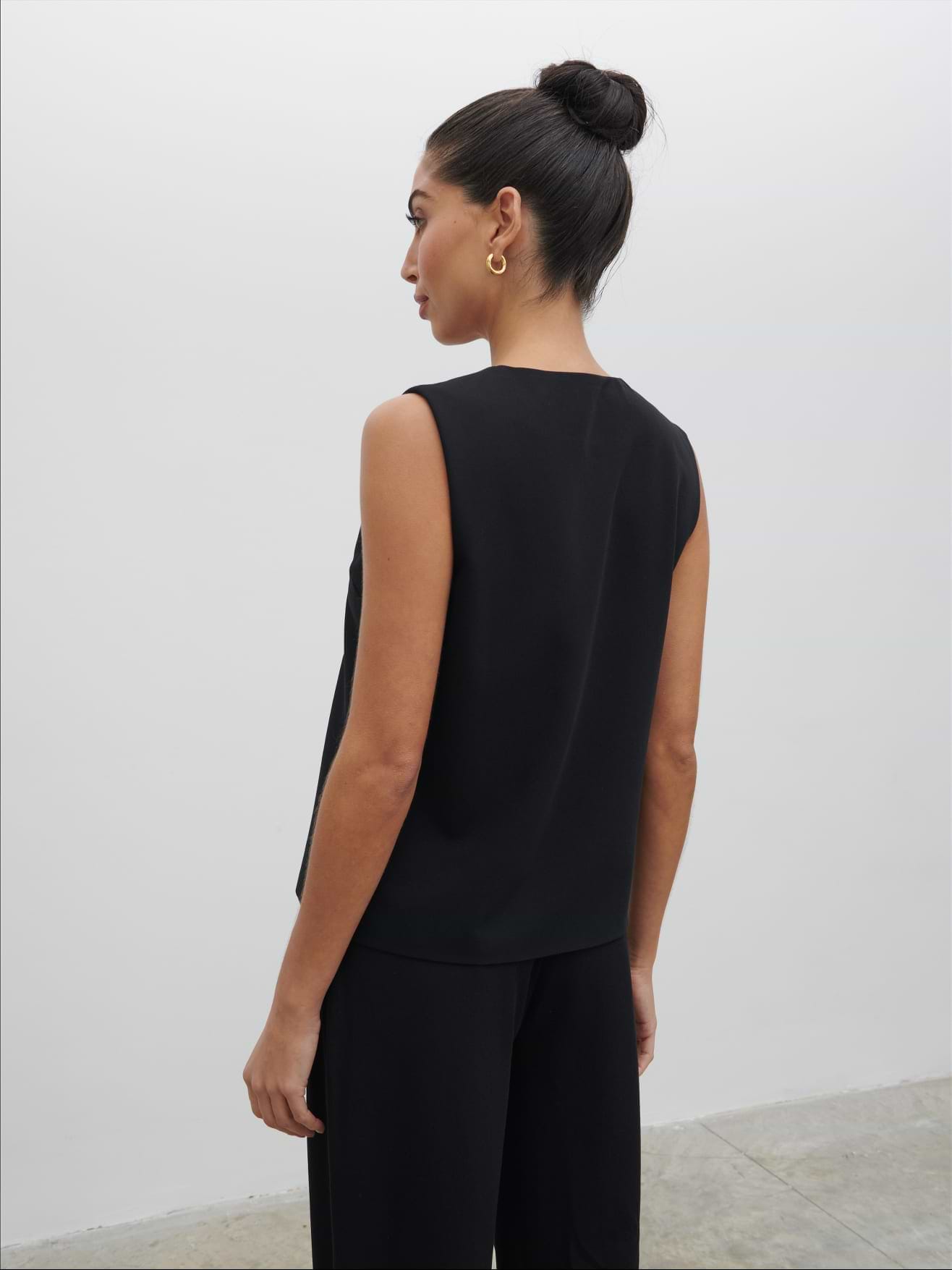 Taya Tailored Waistcoat - Black