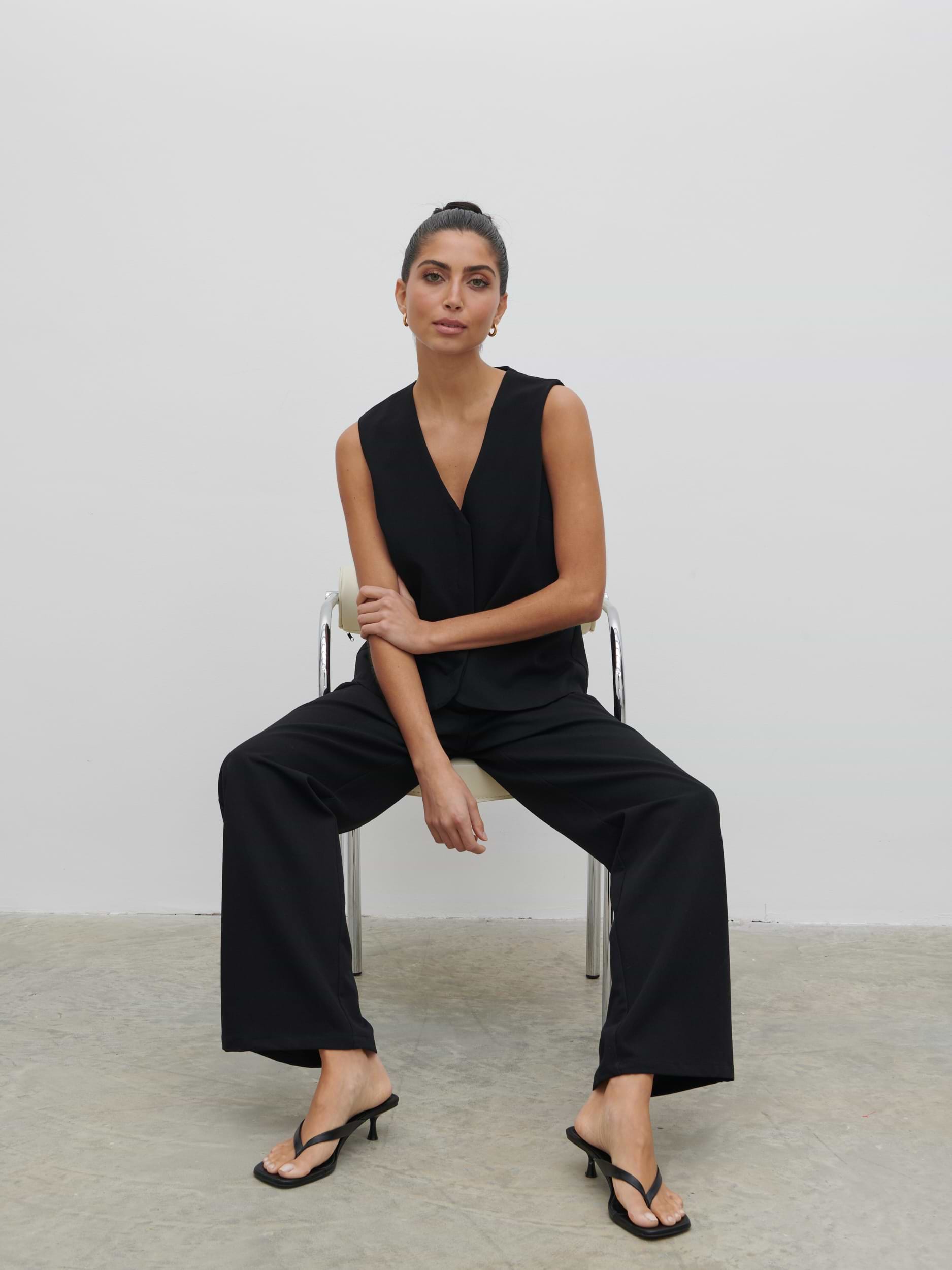 Taya Tailored Waistcoat - Black