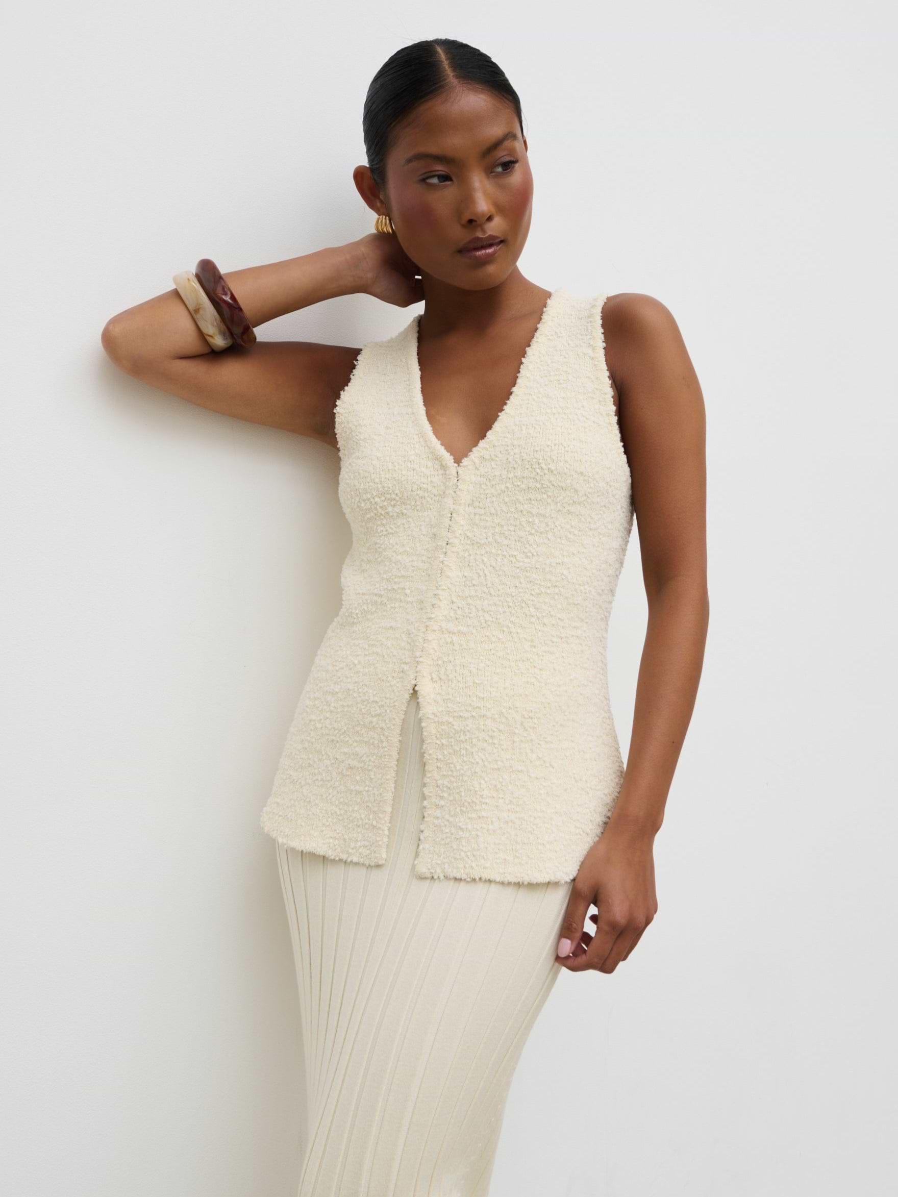 Tyla Boucle Knit Waistcoat - Cream