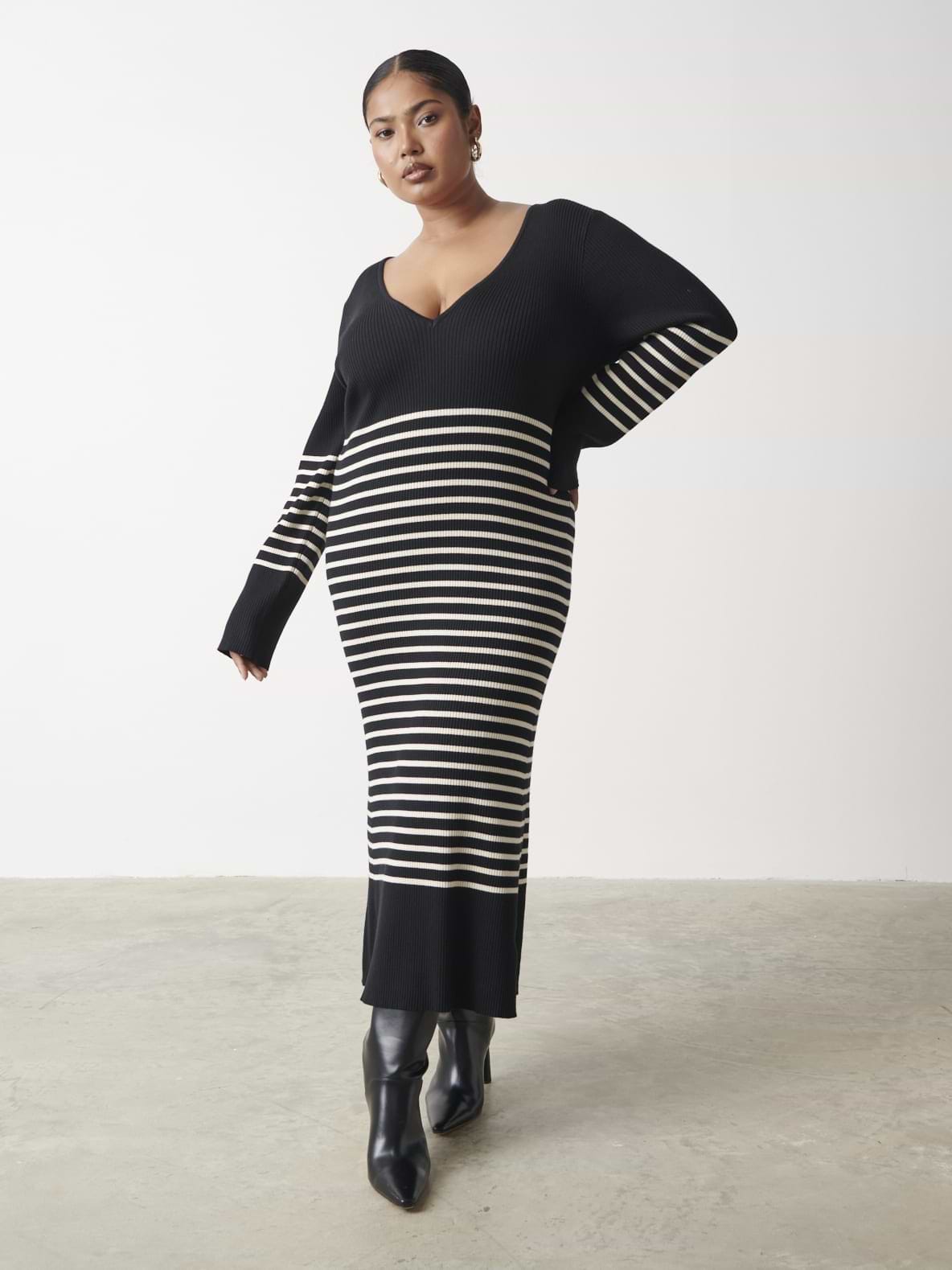Vanessa Stripped Knit Dress Curve - Black and White Stripe