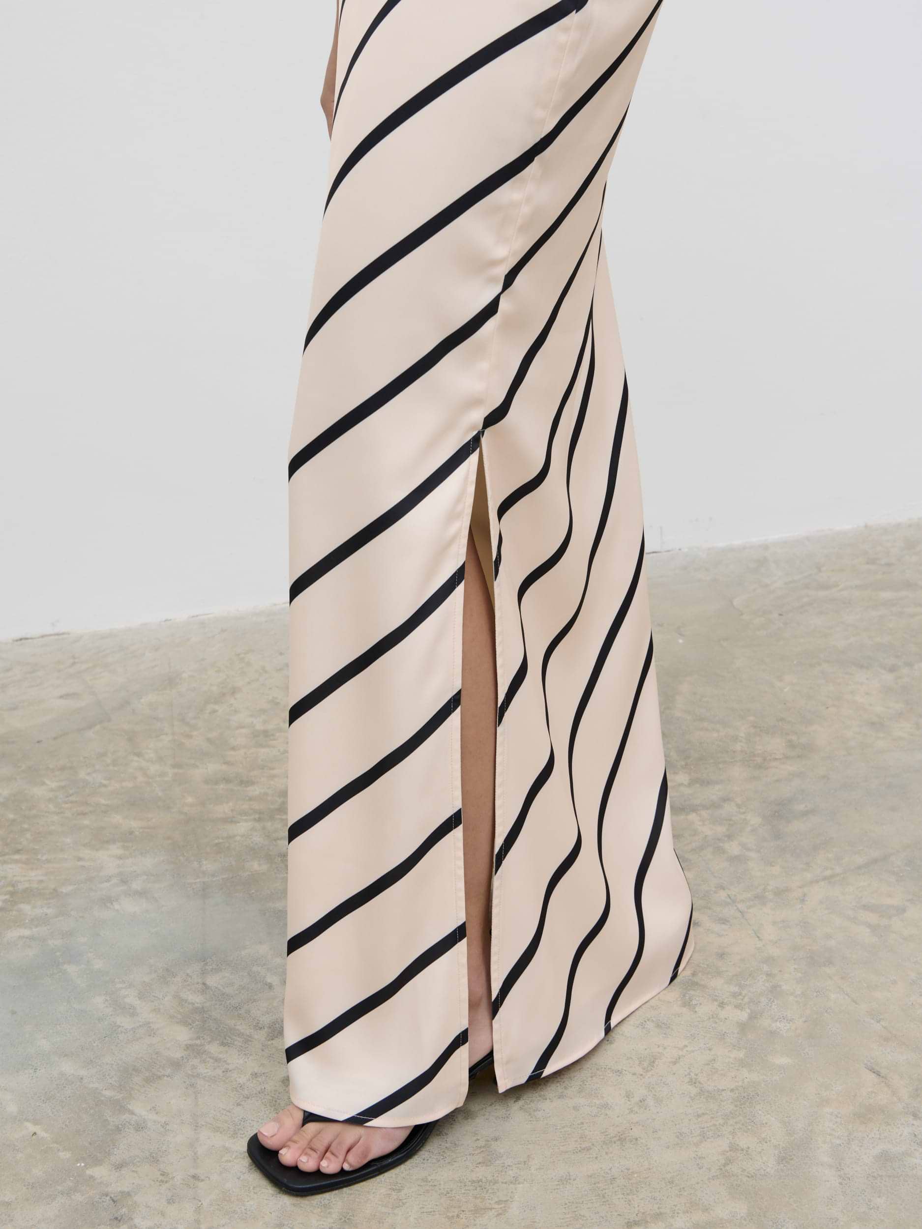 Zuri Maxi Skirt - Asymmetric Stripe