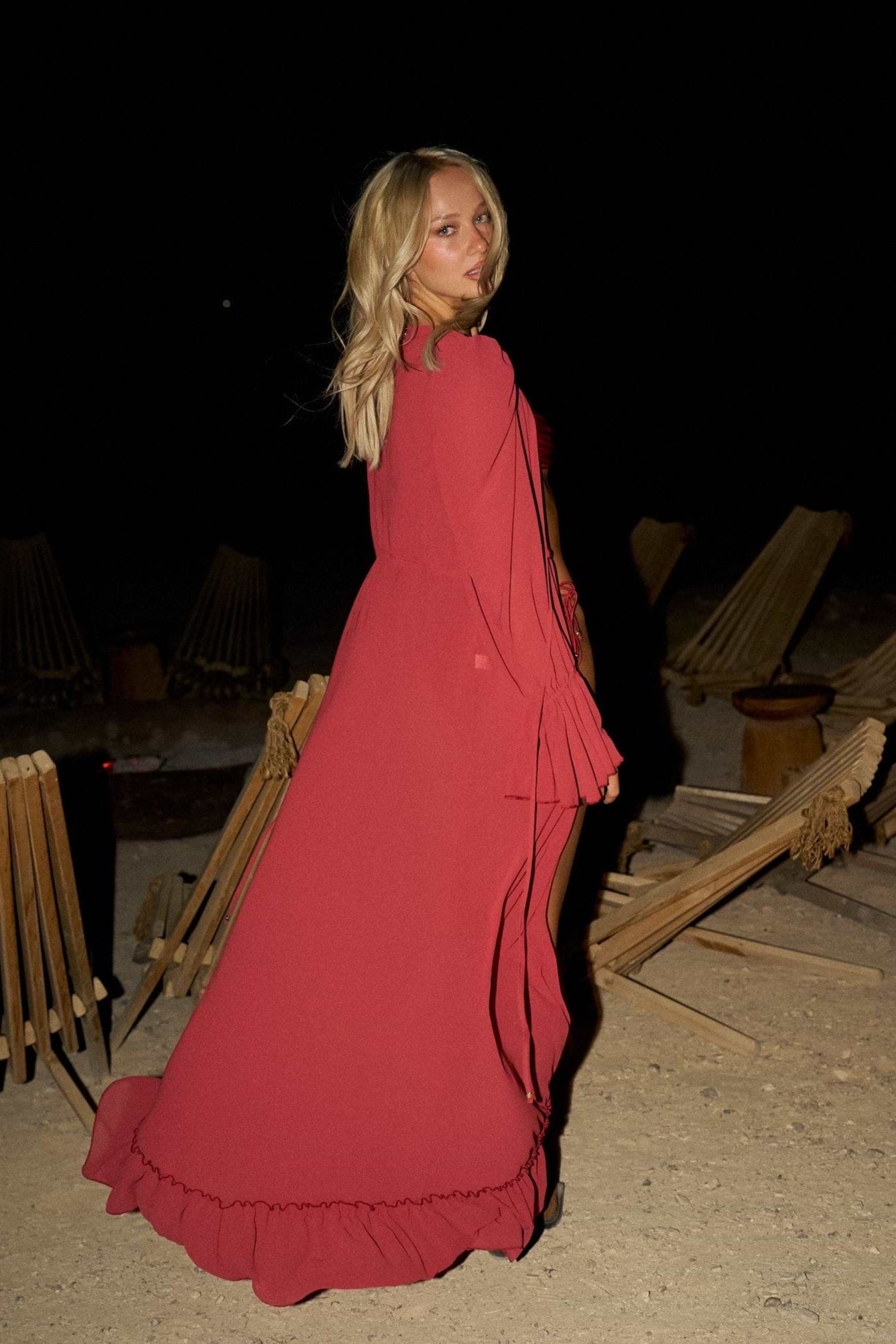 BERTA CRIMSON - COVER UP