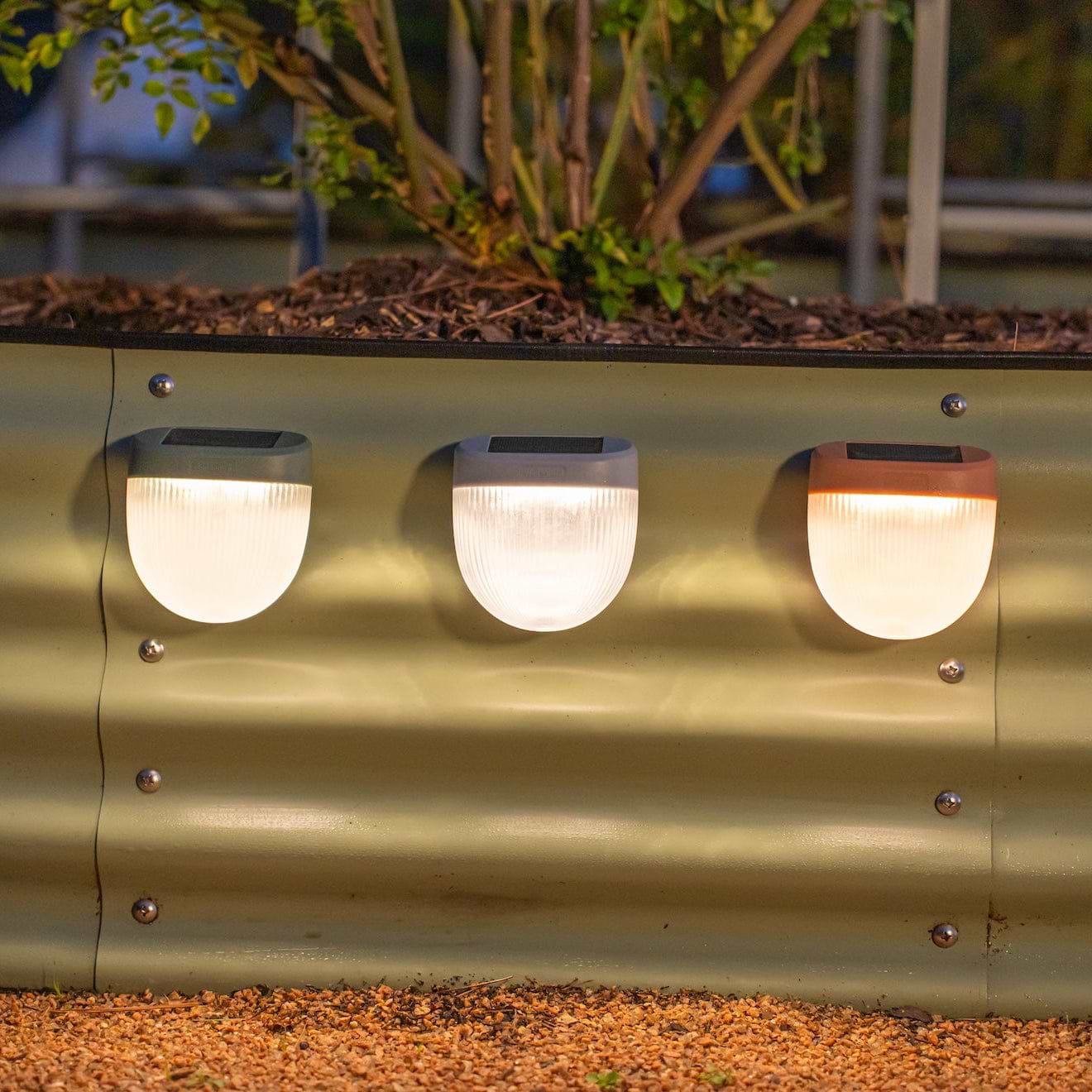 Vego Garden | Rippled Solar Garden Light