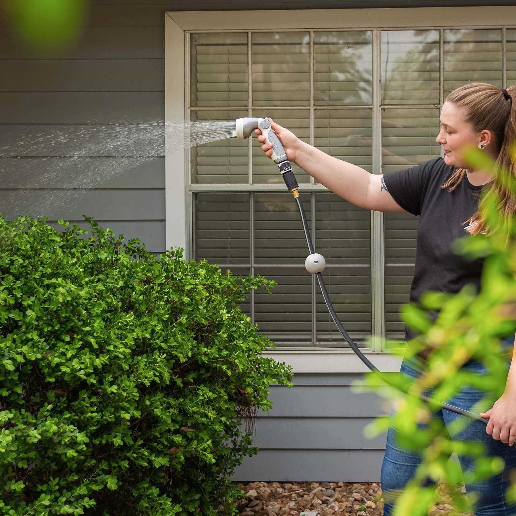 Discover the 9-Pattern Thumb Control Spray Nozzle | Vego Garden