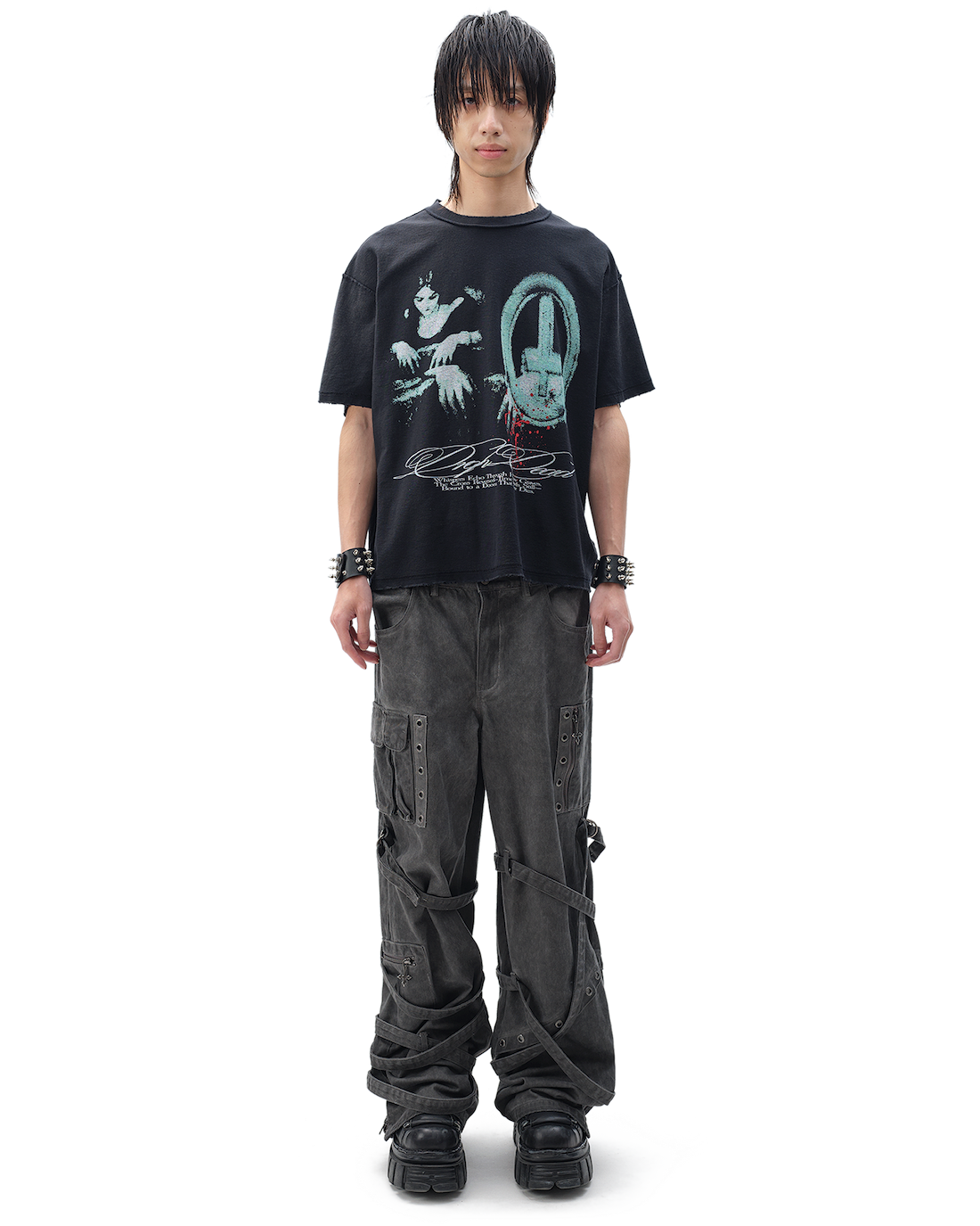 Drop Dead Hollow Grave Ecom -- Man