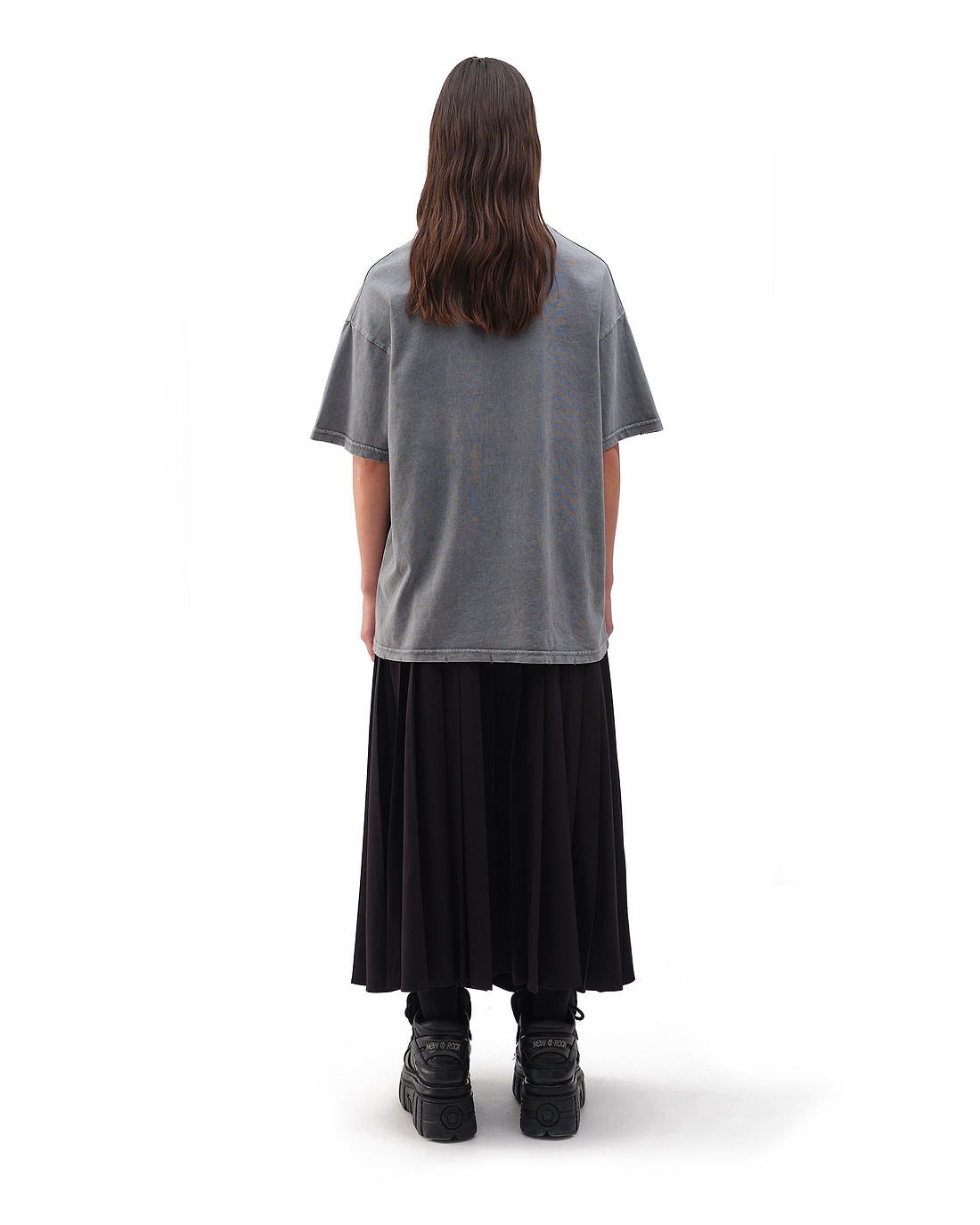 Drop Dead Loire Ecom -- Woman