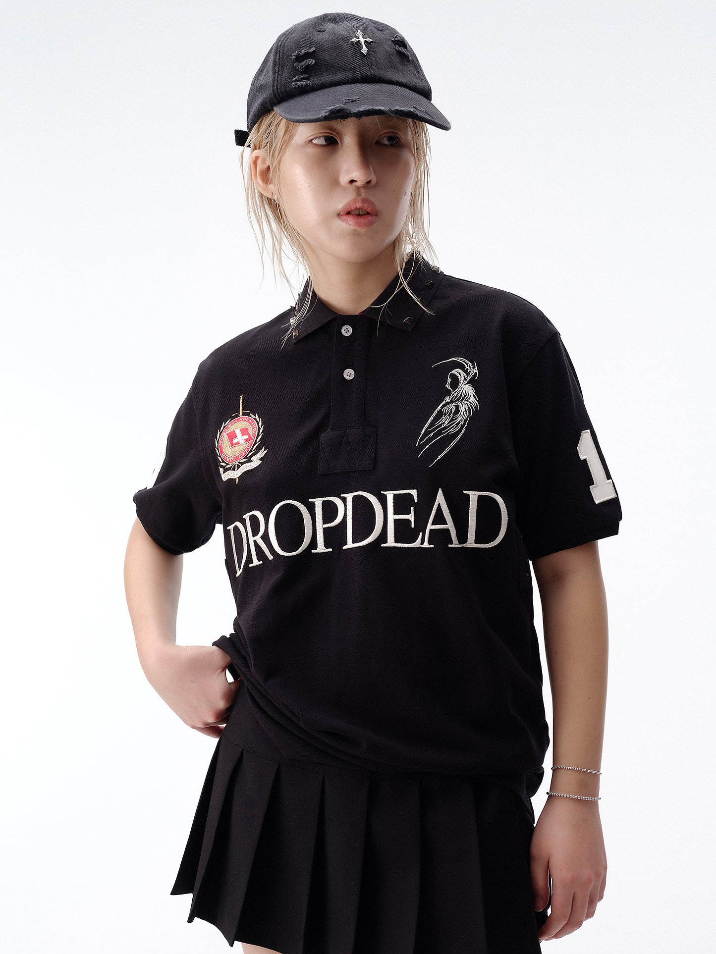 Drop Dead Refuge Ecom -- Woman