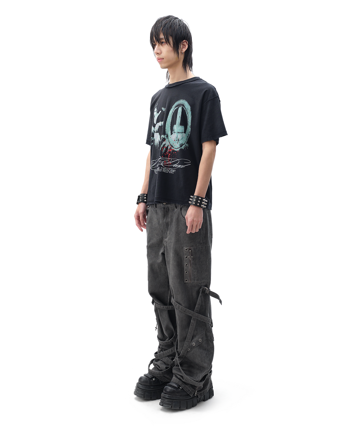 Drop Dead Hollow Grave Ecom -- Man