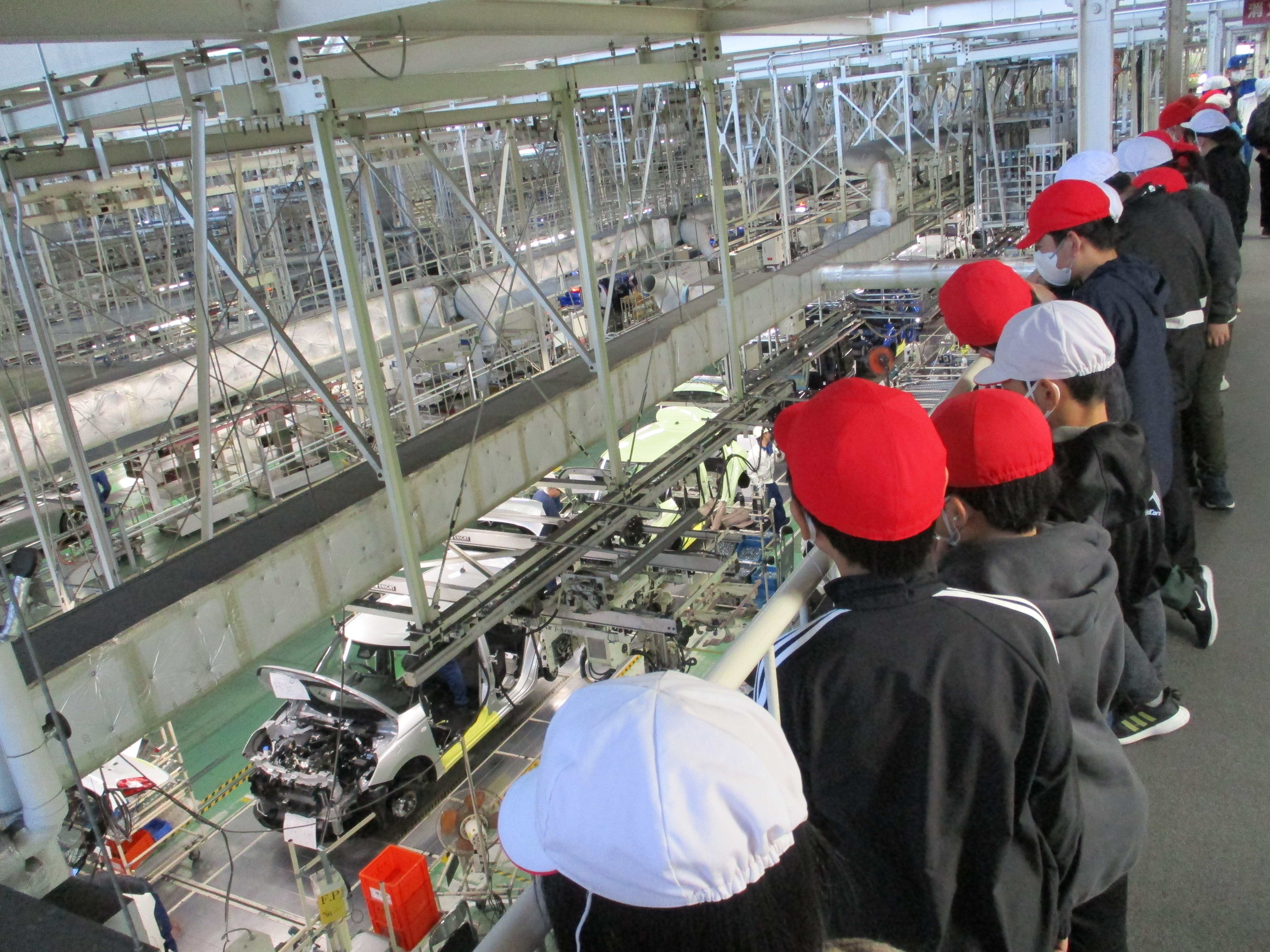 小学校社会科見学 – スズキ歴史館