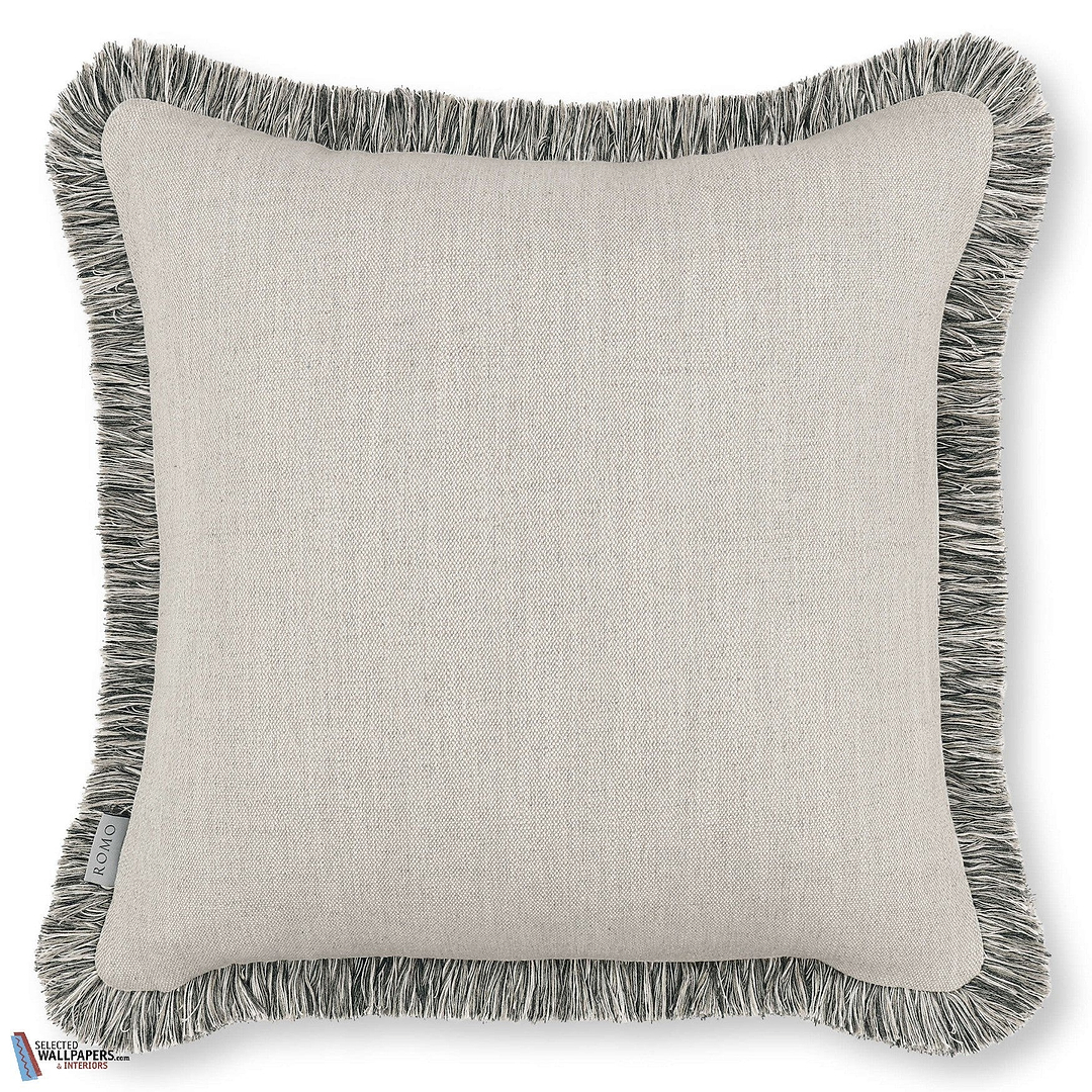 Aletta Kussen-Kussen-Romo-Kissen-Cushion-Selected Interiors