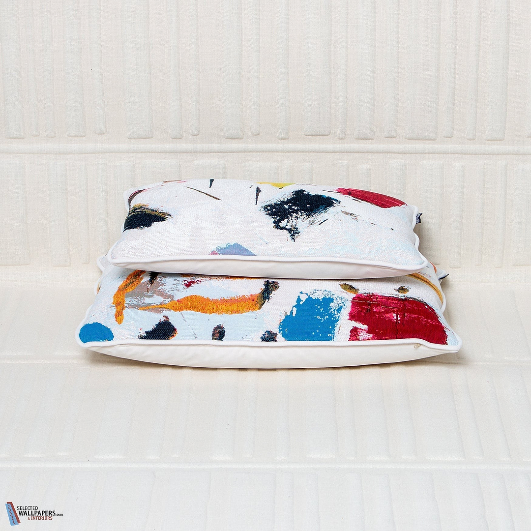 Arty kussen-Pierre Frey-Selected-Wallpapers-Interiors
