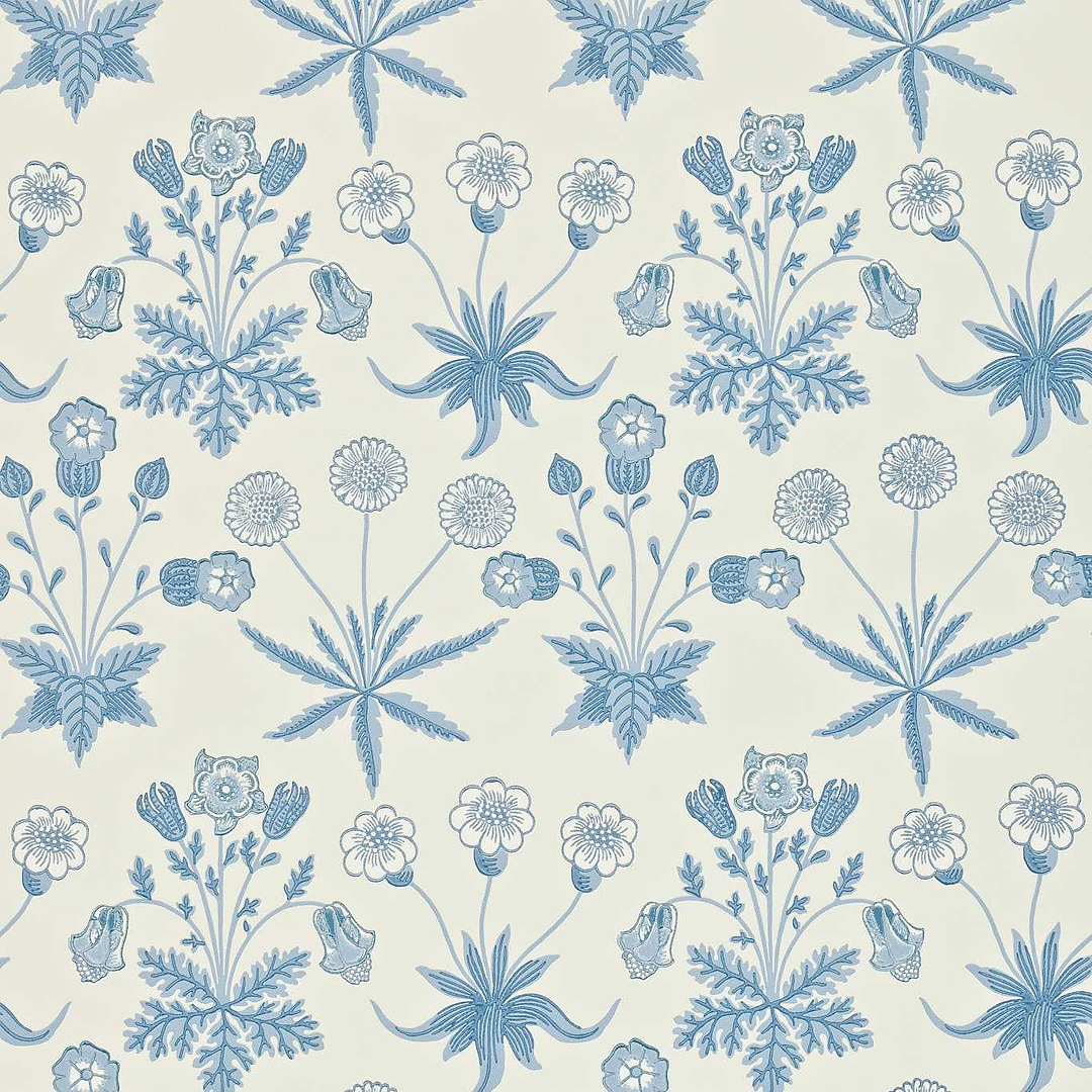 Daisy behang-behang-Morris & Co-Blue/Ivory-Rol-Selected Wallpapers &amp; Interiors