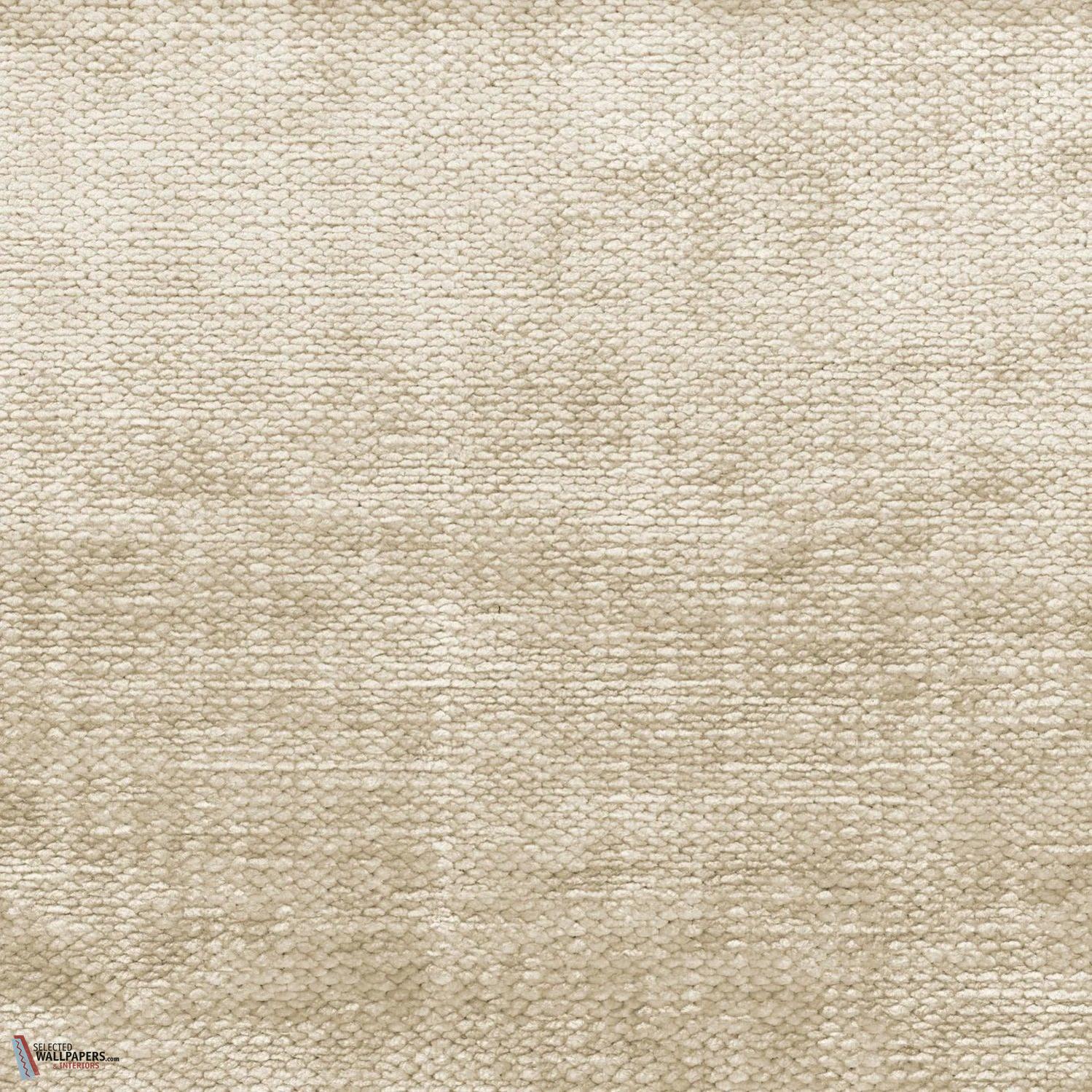 Demoiselle stof-Casamance-Sable-Meter (M1)-Selected Wallpapers-Interiors
