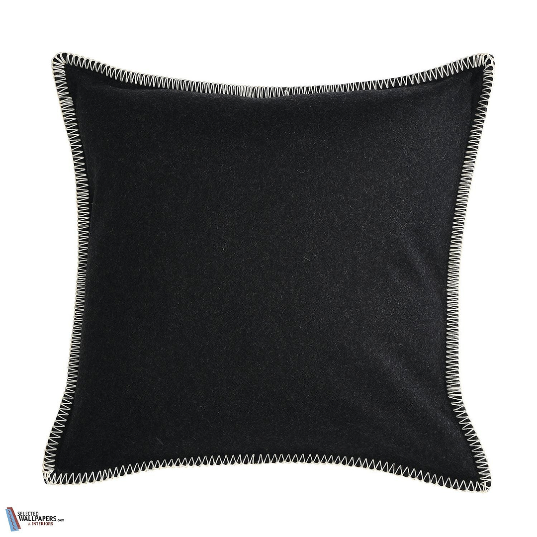 Housse de Coussin Arthur's Seat-Kussen-Casamance-Cushion-Black-65 x 65 cm-Selected Interiors