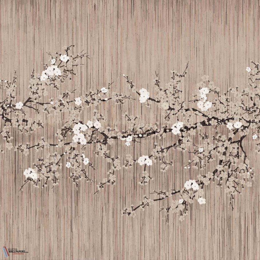 The Bliss behang-Daisy James-Beige-Vinyl-M2-Selected Wallpapers-Interiors