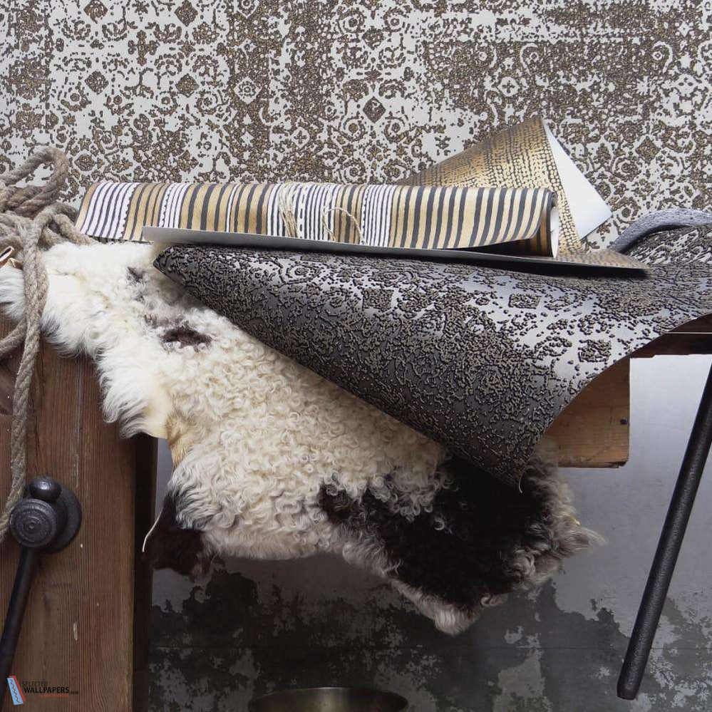 Santour-behang-Tapete-Pierre Frey-Selected Wallpapers