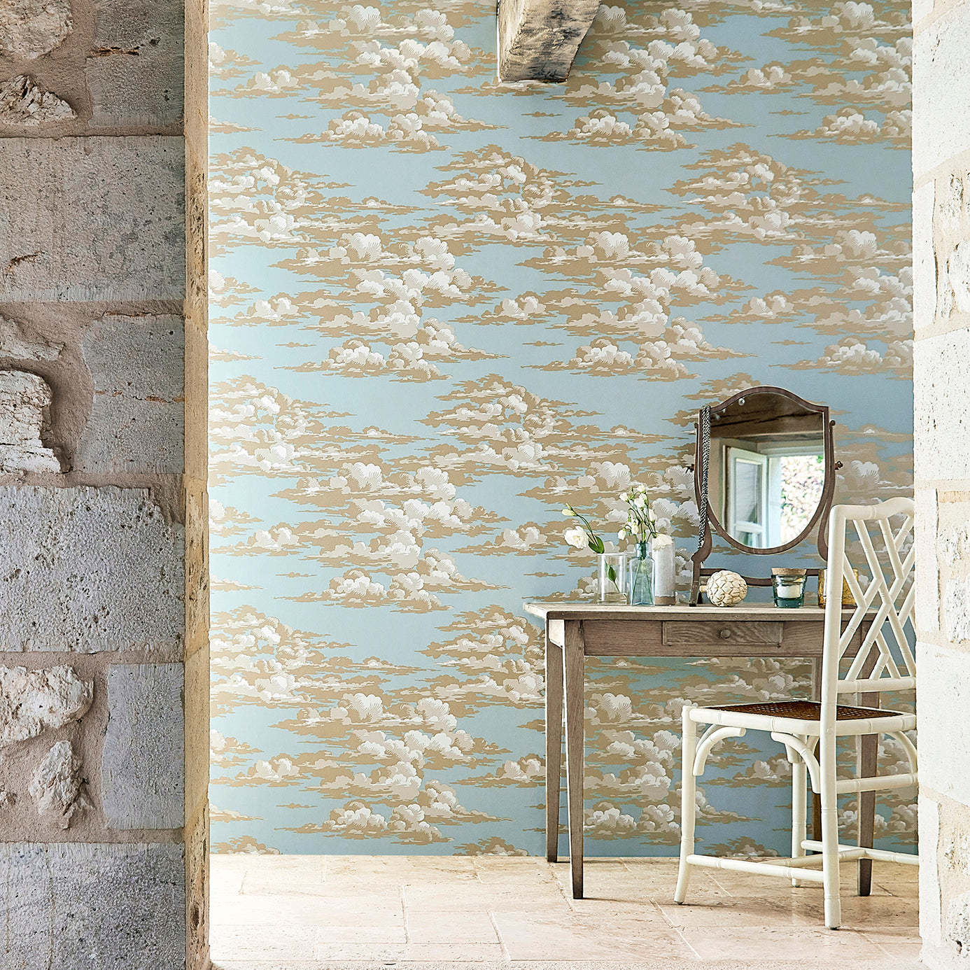 Silvi Clouds-behang-Tapete-Sanderson-Selected Wallpapers