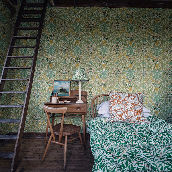 Woodland Weeds-Behang-Tapete-Morris & Co-Selected Wallpapers