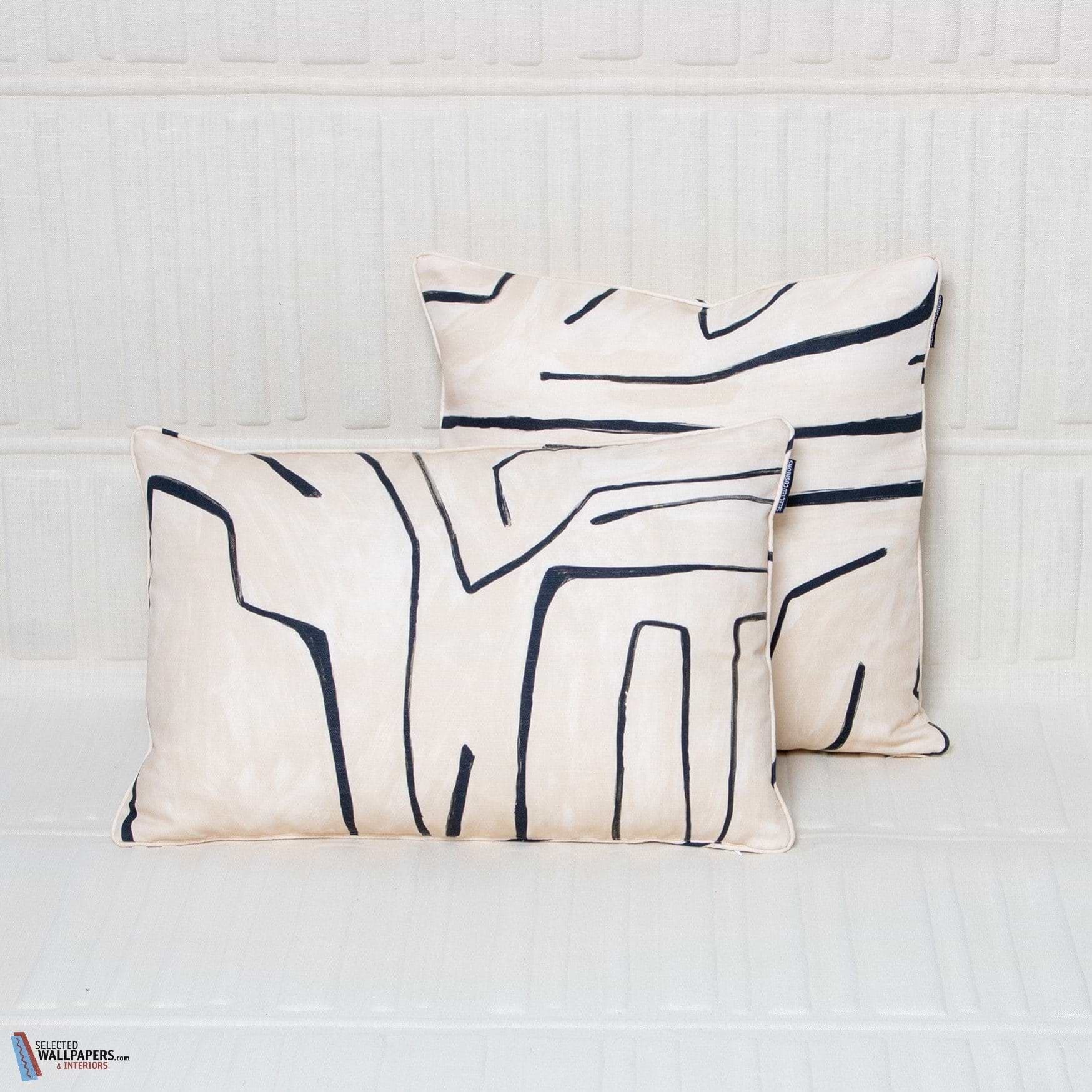 クッション・座布団 everyone TRAY CUSHION design by Vincent Graffito cushion Kelly Wearstler | Cushion Graffito Kelly
