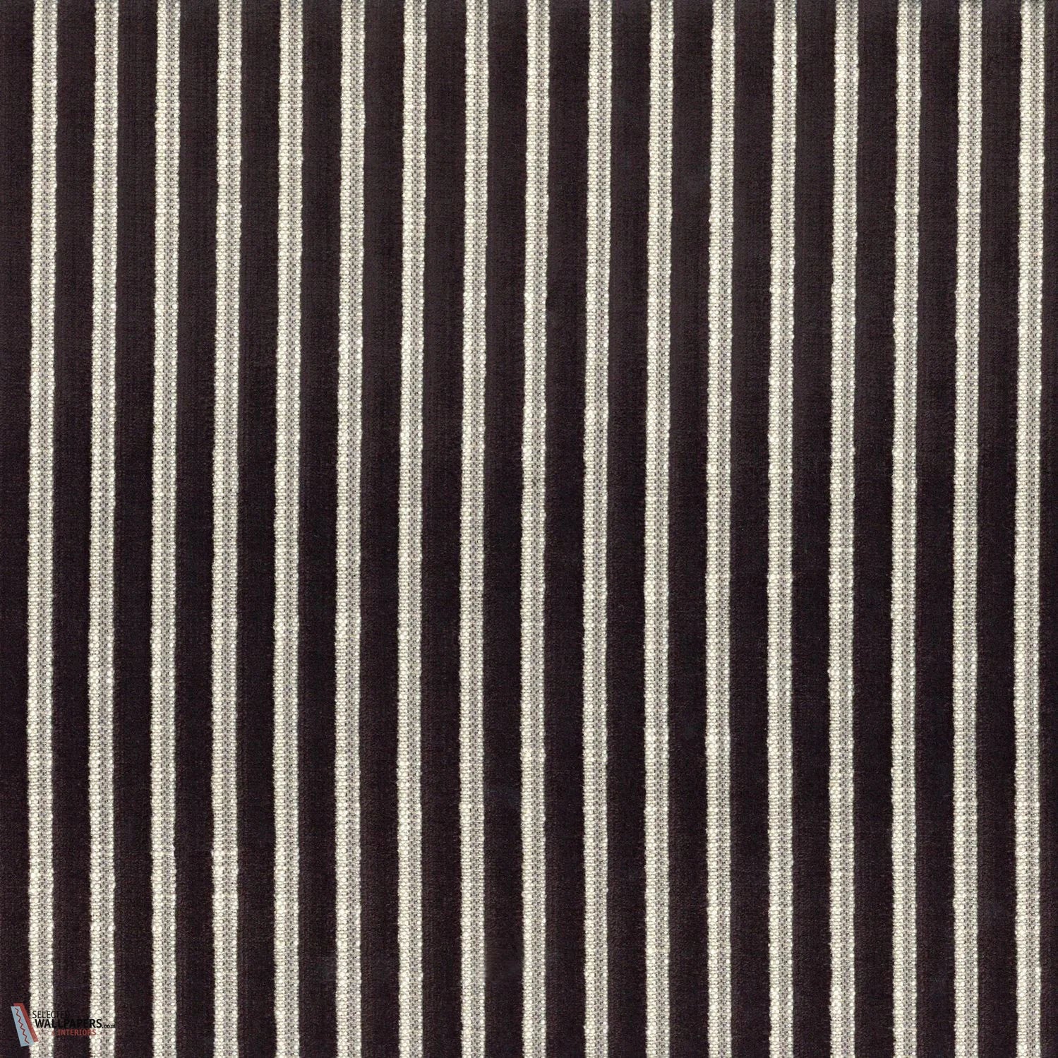 Zebu stof-Casamance-fabric-Noir-Meter (M1)-Selected-Wallpapers-Interiors