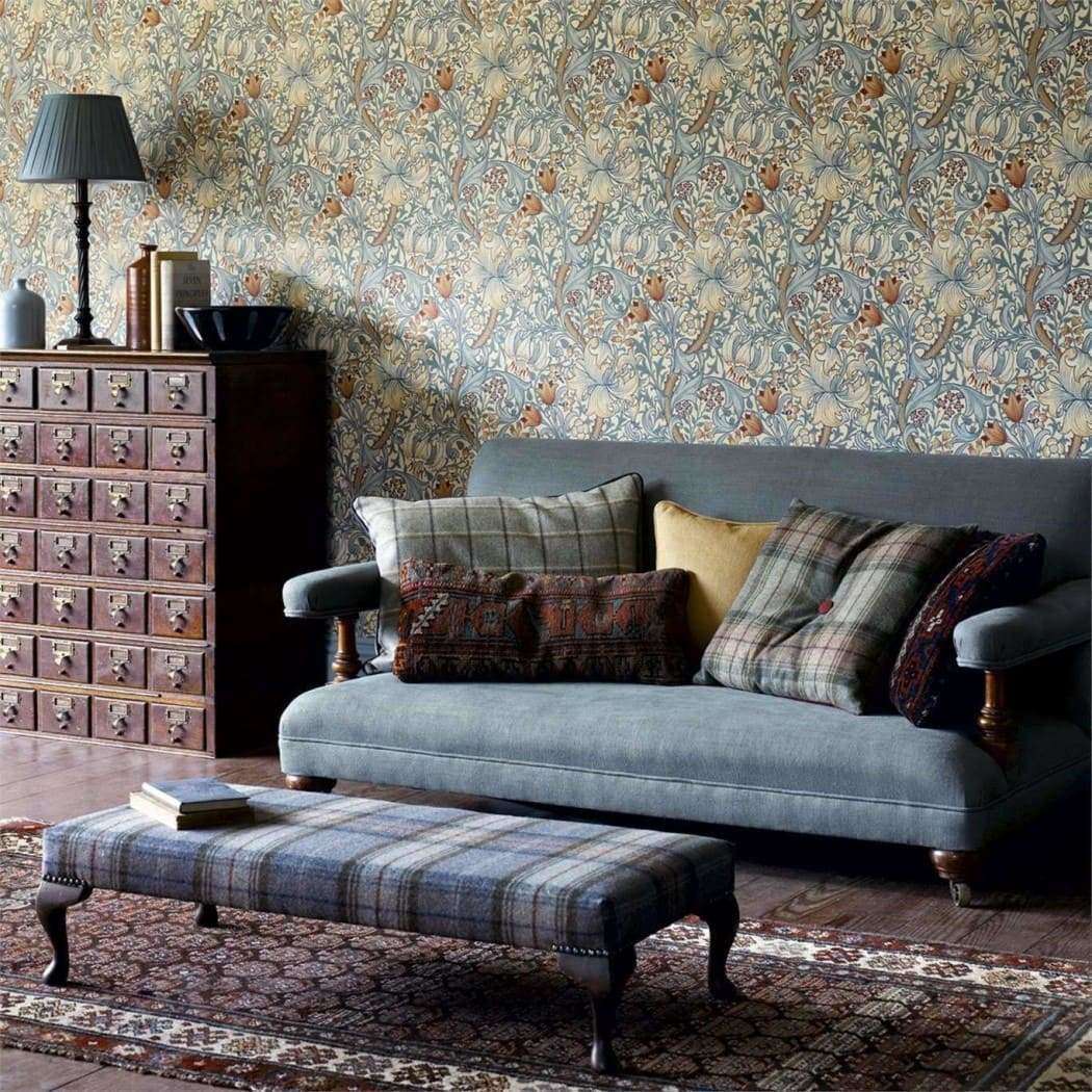 Golden Lily-behang-Tapete-Morris & Co-Selected Wallpapers