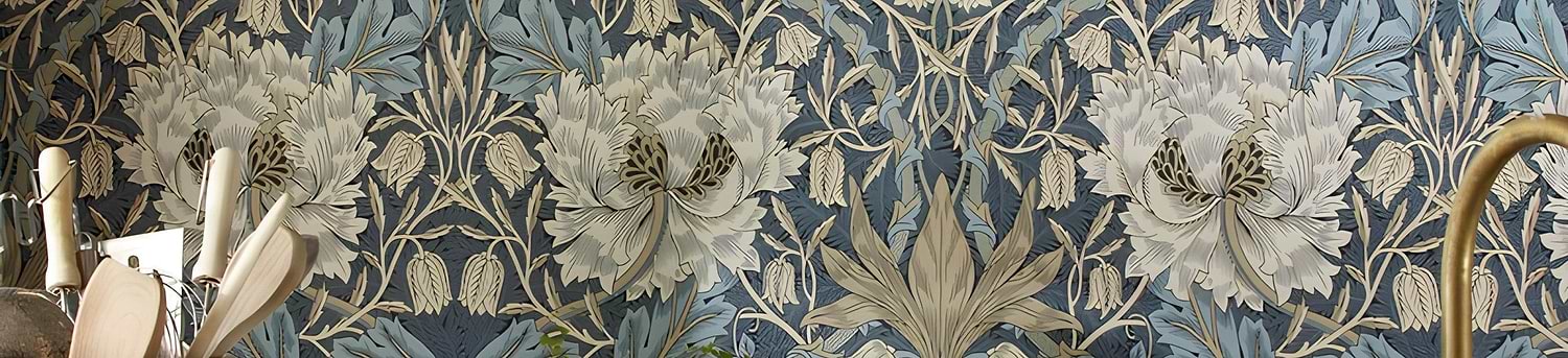 Morris &amp; Co Behang: Historische ontwerpen voor klassieke interieurs