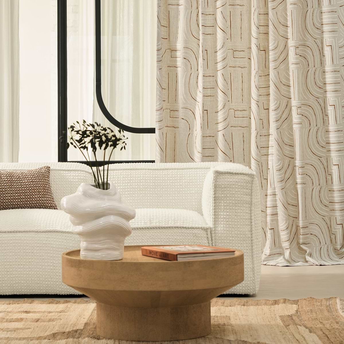 BRISBANE TEXTURES fabriccollectie van Camengo — Tactiele texturen with naturelijke paintijning