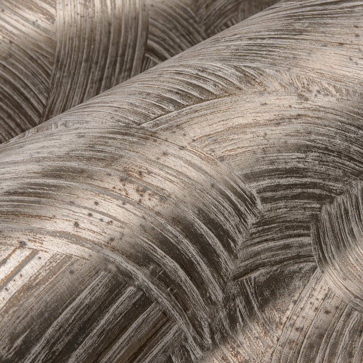 Metallic wallpaper: schittering and luxury aan je muren