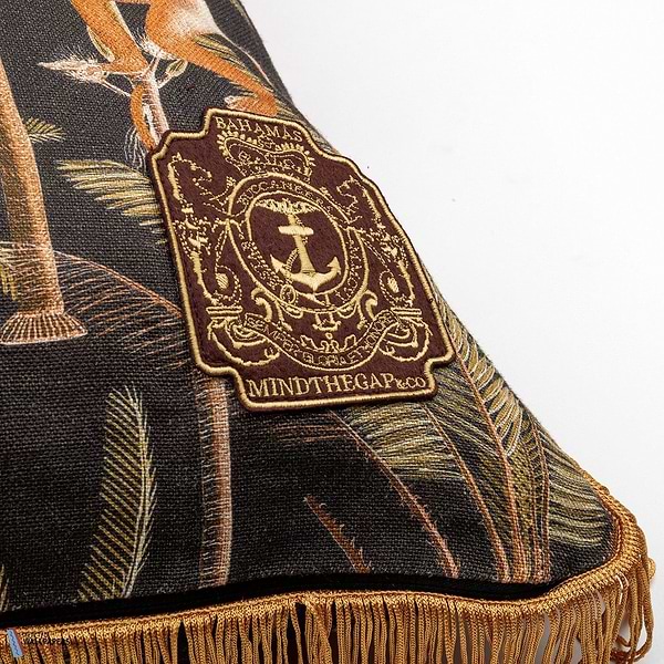 Barbados Kussen-Kussen-Mind the Gap-Kissen-Cushion-Selected Interiors