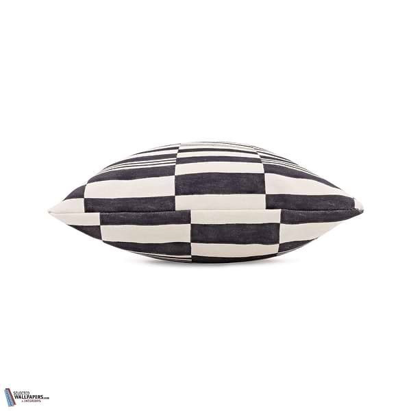 Checkerboard Kussen-Kirkby Design-Kissen-Cushion-Selected Interiors