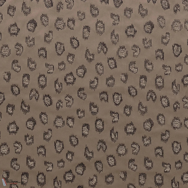 Daim stof-Casamance-fabric-Taupe-Meter (M1)-Selected-Wallpapers-Interiors
