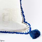 Folk Embroidery Kussen-Kussen-Mind the Gap-Kissen-Cushion-Blue & Red-50 x 50 cm-Selected Interiors