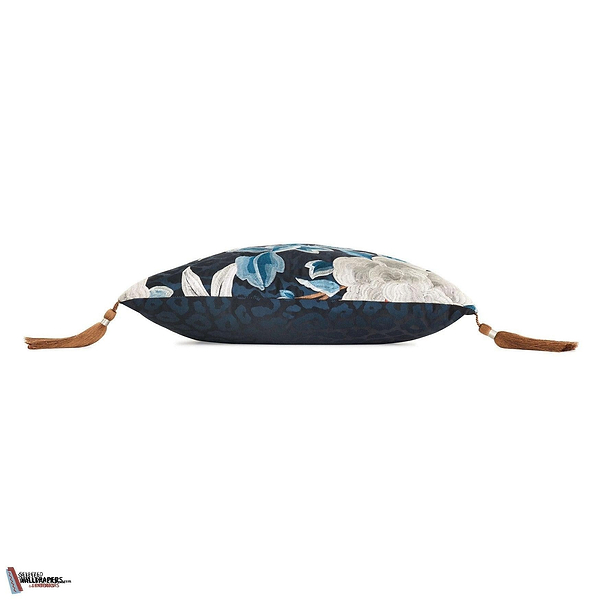 Lavinia Kussen-Kussen-Romo-Kissen-Cushion-Selected Interiors