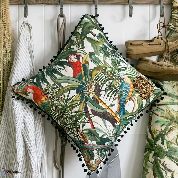 Parrots of Brasil Linen Kussen-Kussen-Mind the Gap-Kissen-Cushion-Selected Interiors