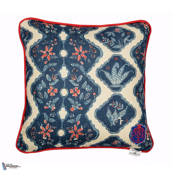 Phoenicia Batik Kussen-Kussen-Mind the Gap-Kissen-Cushion-Indigo/Red-50 x 50 cm-Selected Interiors