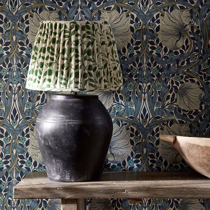 Pimpernel behang-Behang-Morris & Co-Selected Wallpapers &amp; Interiors