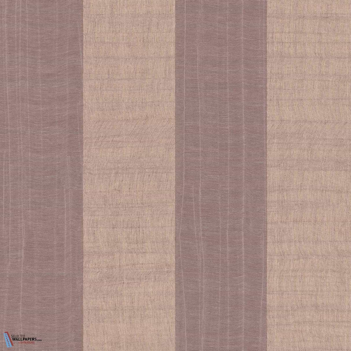 Stripe-Behang-Tapete-Texam-Racoon Lady-Meter (M1)-OG45-Selected Wallpapers