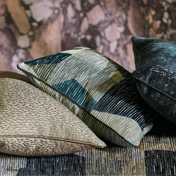 Tabala Velvet Kussen-Black Edition-Kissen-Cushion-Selected Interiors